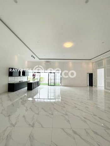 Hunian Eksklusif Dijual LT 515m2 di Cilandak, Jakarta Selatan Hunian Eksklusif Dijual LT 515m2 di Cilandak, Jakarta Selatan