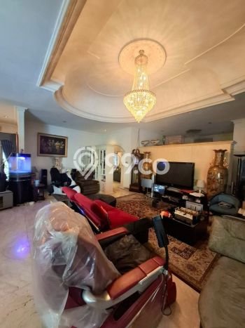 Siap Huni Rumah Mewah 4 Kamar di Kebayoran Baru Dekat ke Mana Pun Siap Huni Rumah Mewah 4 Kamar di Kebayoran Baru Dekat ke Mana Pun