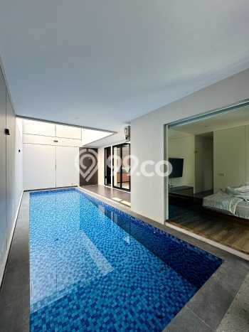 Jual Rumah Mewah Elegan Dengan View Eksklusif di Alam Sutera, Tangerang Jual Rumah Mewah Elegan Dengan View Eksklusif di Alam Sutera, Tangerang