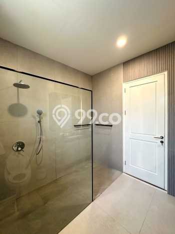 Jual Rumah Mewah Elegan Dengan View Eksklusif di Alam Sutera, Tangerang Jual Rumah Mewah Elegan Dengan View Eksklusif di Alam Sutera, Tangerang