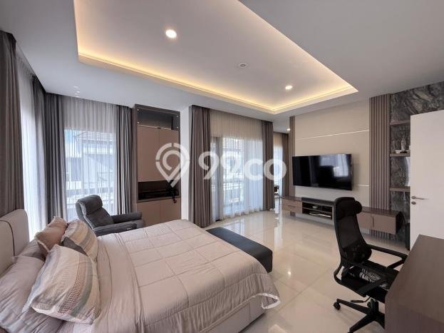 Hunian Mewah LB 217m2 Siap Pakai Desain Elegan di Gading Serpong, Tangerang Hunian Mewah LB 217m2 Siap Pakai Desain Elegan di Gading Serpong, Tangerang