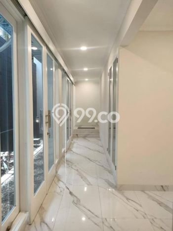 For Sale! Luxury House LT 512m2 Desain Modern di Dago Pakar For Sale! Luxury House LT 512m2 Desain Modern di Dago Pakar