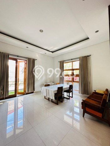 For Sale! Premium House LT 305m2 Desain Modern di Buah Batu For Sale! Premium House LT 305m2 Desain Modern di Buah Batu