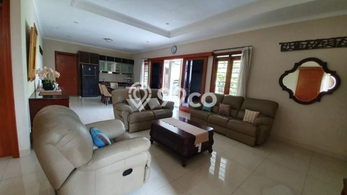 Dijual Rumah Luas Megah Dengan View Eksklusif di Setiabudi, Bandung Dijual Rumah Luas Megah Dengan View Eksklusif di Setiabudi, Bandung