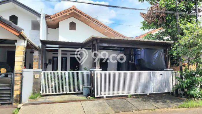 Jual Rumah Favorit Siap Huni LB 150m2 di Antapani, Bandung Jual Rumah Favorit Siap Huni LB 150m2 di Antapani, Bandung