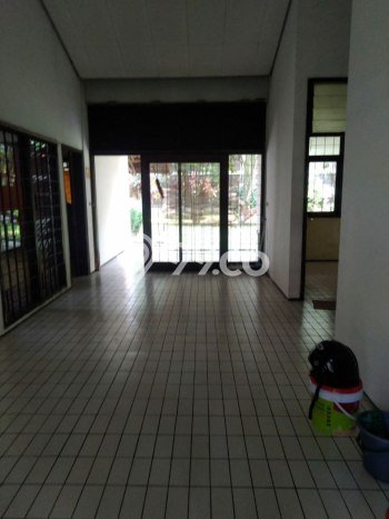 Rumah Mewah LB 110m2 Siap Huni Desain Elegan di Pasteur, Bandung Rumah Mewah LB 110m2 Siap Huni Desain Elegan di Pasteur, Bandung