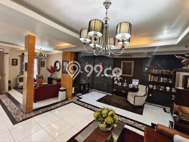 Rumah Elit LB 320m2 Siap Huni Desain Elegan di Turangga, Bandung Rumah Elit LB 320m2 Siap Huni Desain Elegan di Turangga, Bandung