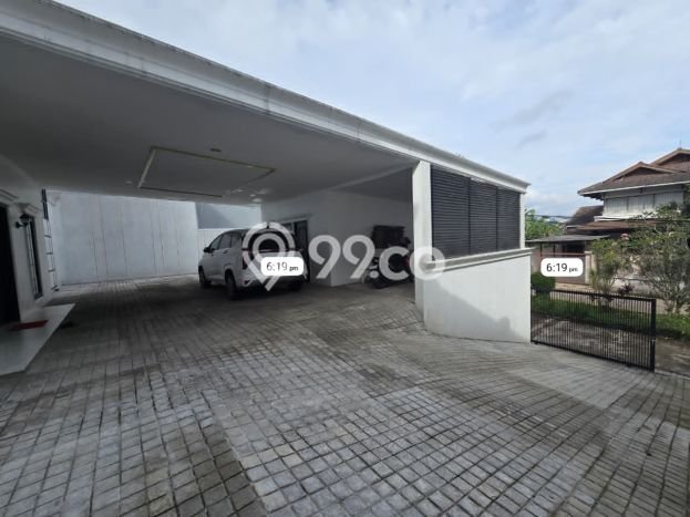 Hunian Mewah LB 430m2 Siap Huni Desain Elegan di Geger Kalong, Bandung Hunian Mewah LB 430m2 Siap Huni Desain Elegan di Geger Kalong, Bandung