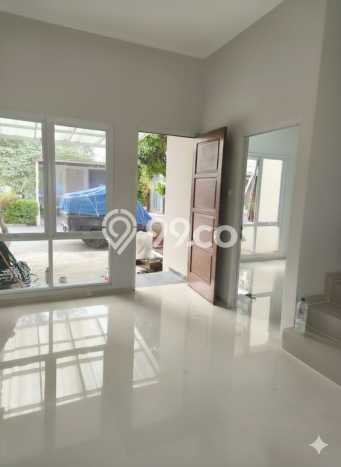 Rumah Modern 3 KT di Bintaro Tangerang Selatan Unfurnished Rumah Modern 3 KT di Bintaro Tangerang Selatan Unfurnished