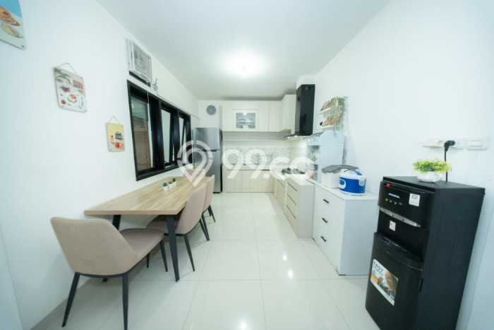For Sale! Luxury House LT 90m2 Desain Elegan di Alam Sutera For Sale! Luxury House LT 90m2 Desain Elegan di Alam Sutera