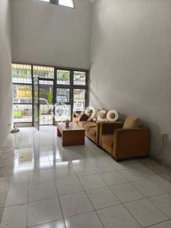 Hunian Mewah LB 200m2 Siap Pakai Desain Elegan di Alam Sutera, Tangerang Hunian Mewah LB 200m2 Siap Pakai Desain Elegan di Alam Sutera, Tangerang
