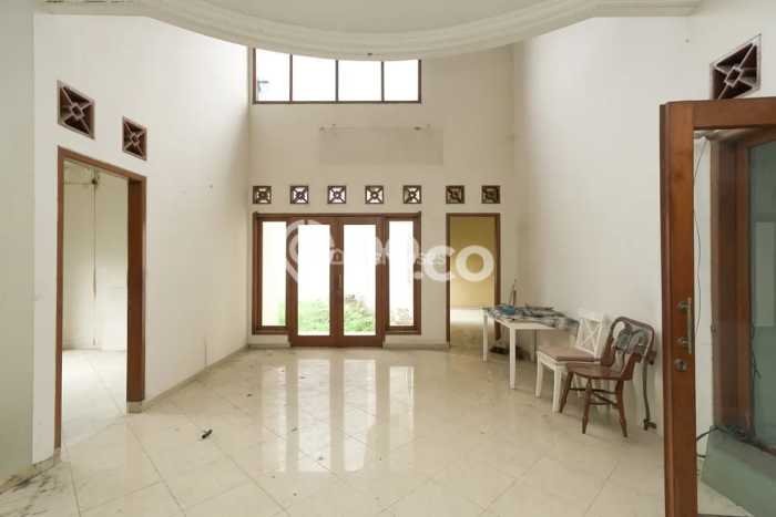 Rumah Mewah LB 350m2 Siap Huni Desain Elegan di Cibubur, Bogor Rumah Mewah LB 350m2 Siap Huni Desain Elegan di Cibubur, Bogor