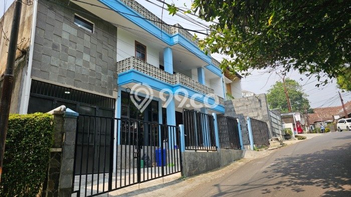 Kos-kosan Dijual di Pasteur Bandung Luas 350m2 Kos-kosan Dijual di Pasteur Bandung Luas 350m2