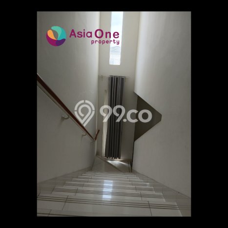 Rumah Elit LB 185m2 Siap Pakai Desain Elegan di Alam Sutera, Tangerang Rumah Elit LB 185m2 Siap Pakai Desain Elegan di Alam Sutera, Tangerang