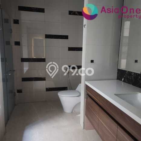 Rumah Mewah LB 595m2 Siap Huni Desain Elegan di BSD City, Tangerang Rumah Mewah LB 595m2 Siap Huni Desain Elegan di BSD City, Tangerang