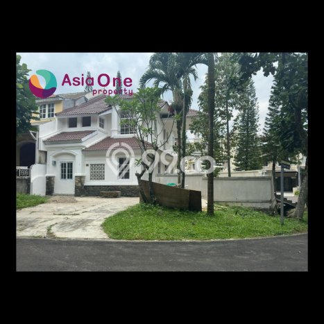 Hunian Elit LB 320m2 Siap Huni Desain Elegan di Sentul City, Bogor Hunian Elit LB 320m2 Siap Huni Desain Elegan di Sentul City, Bogor