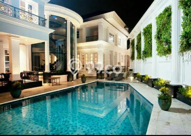 Dijual Rumah Mewah Megah Dengan View Eksklusif di Cinere, Jakarta Selatan Dijual Rumah Mewah Megah Dengan View Eksklusif di Cinere, Jakarta Selatan