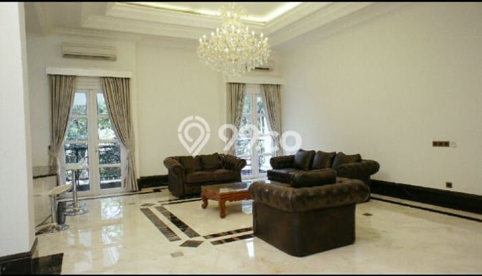 Dijual Rumah Mewah Megah Dengan View Eksklusif di Cinere, Jakarta Selatan Dijual Rumah Mewah Megah Dengan View Eksklusif di Cinere, Jakarta Selatan