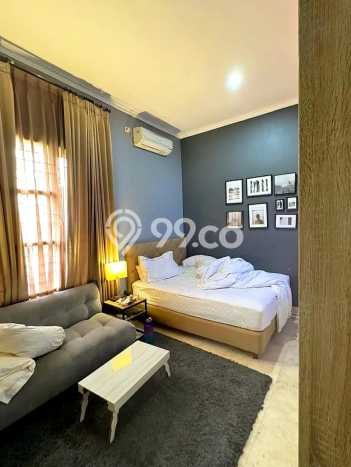 Ready to Use! Luxury House LT 281m2 Desain Modern di Pulomas Ready to Use! Luxury House LT 281m2 Desain Modern di Pulomas