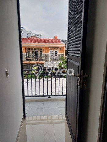 Untuk Dijual Kost di Kelapa Gading, Jakarta Utara, 15 KT, 15 KM, Luas 200m2 Untuk Dijual Kost di Kelapa Gading, Jakarta Utara, 15 KT, 15 KM, Luas 200m2