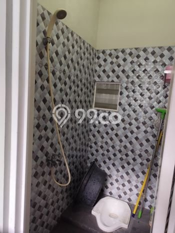 Jual Rumah Bagus Siap Huni LB 130m2 di Cakung, Jakarta Timur Jual Rumah Bagus Siap Huni LB 130m2 di Cakung, Jakarta Timur