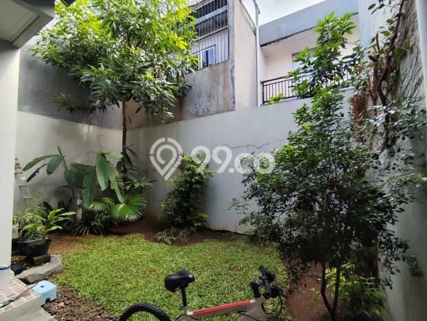 Jual Rumah Bagus Siap Huni LB 130m2 di Cakung, Jakarta Timur Jual Rumah Bagus Siap Huni LB 130m2 di Cakung, Jakarta Timur
