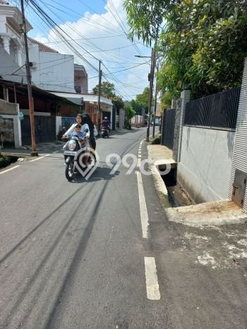 Rumah Luxury Modern Siap Huni di Condet Jakarta Timur Rumah Luxury Modern Siap Huni di Condet Jakarta Timur