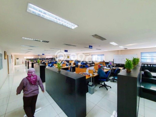 Lokasi Strategis! Dijual Gudang Bisnis di Purwakarta, Purwakarta Kondisi Bagus Lokasi Strategis! Dijual Gudang Bisnis di Purwakarta, Purwakarta Kondisi Bagus