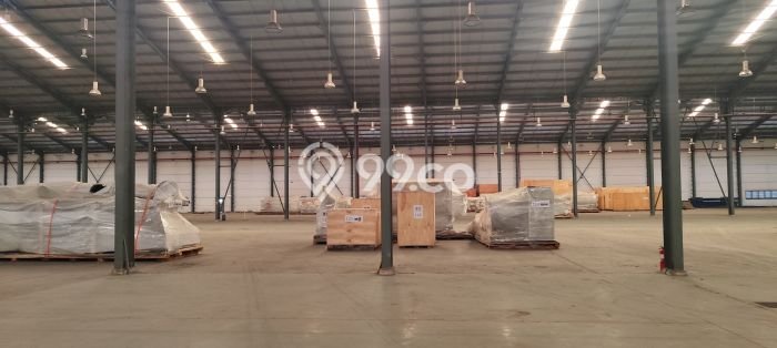 Unit Gudang Tersedia di Cikarang Spesifikasi LB 28552m2 Unit Gudang Tersedia di Cikarang Spesifikasi LB 28552m2