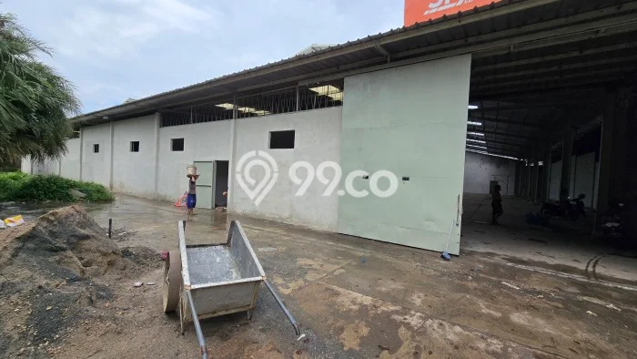 Gudang disewakan lokasi strategis Periuk Tangerang 2700m2 Gudang disewakan lokasi strategis Periuk Tangerang 2700m2