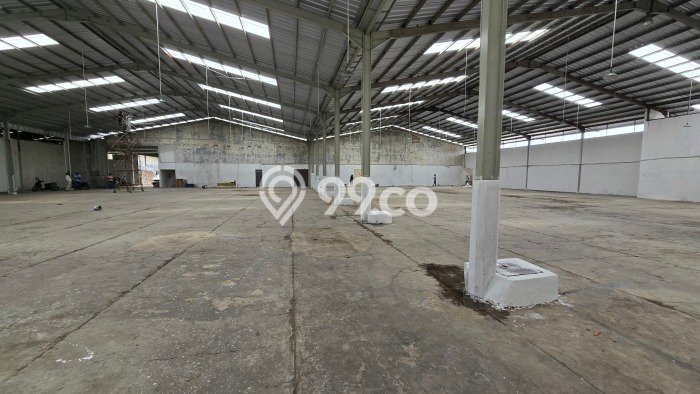 Gudang disewakan lokasi strategis Periuk Tangerang 2700m2 Gudang disewakan lokasi strategis Periuk Tangerang 2700m2