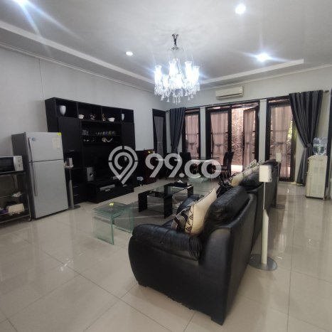 Rumah Eksklusif Siap Huni LT 260m2 di Batununggal, Bandung Rumah Eksklusif Siap Huni LT 260m2 di Batununggal, Bandung