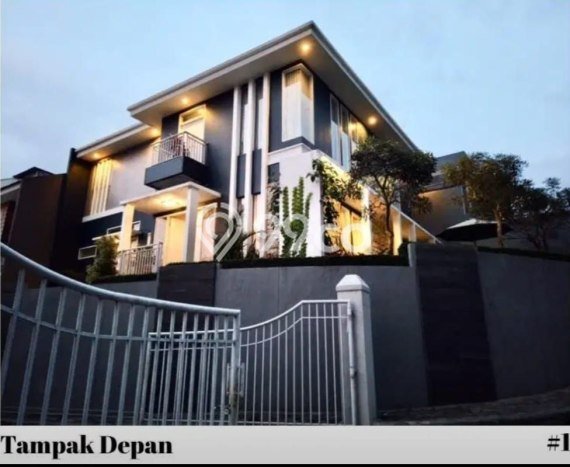 For Sale! Luxury House LT 247m2 Desain Elegan di Cimahi For Sale! Luxury House LT 247m2 Desain Elegan di Cimahi