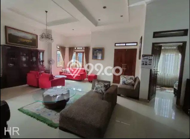 Dijual Rumah Mewah Elegan Dengan View Eksklusif di Buah Batu, Bandung Dijual Rumah Mewah Elegan Dengan View Eksklusif di Buah Batu, Bandung