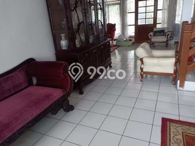 Rumah Elit Modern Tanpa Renovasi di Setra Duta Bandung Rumah Elit Modern Tanpa Renovasi di Setra Duta Bandung