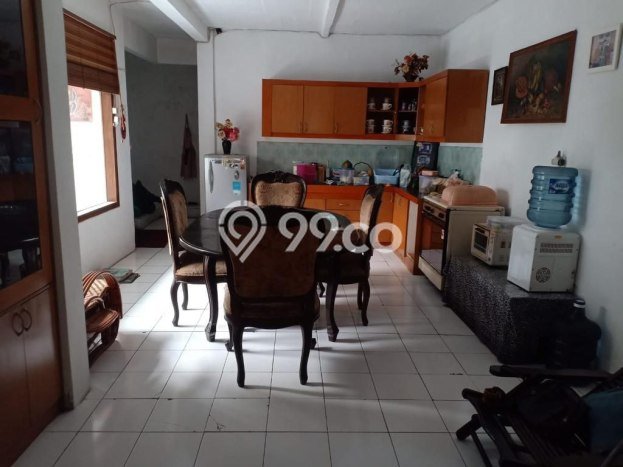 Rumah Elit Modern Tanpa Renovasi di Setra Duta Bandung Rumah Elit Modern Tanpa Renovasi di Setra Duta Bandung