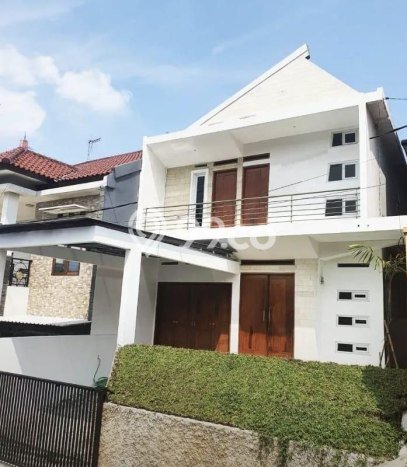 Rumah Modern Cantik 5 KT Bisa Langsung Pindah di Arcamanik Rumah Modern Cantik 5 KT Bisa Langsung Pindah di Arcamanik