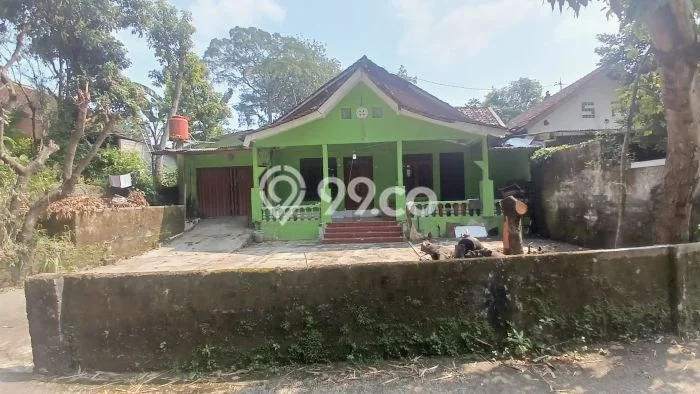 Rumah Sederhana Dijual Lokasi Kalasan 2 Kamar dengan LT 260m2 Rumah Sederhana Dijual Lokasi Kalasan 2 Kamar dengan LT 260m2