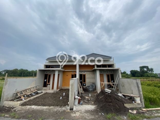 Rumah Sederhana Dijual di Piyungan 2 Kamar dengan LT 80m2 Rumah Sederhana Dijual di Piyungan 2 Kamar dengan LT 80m2