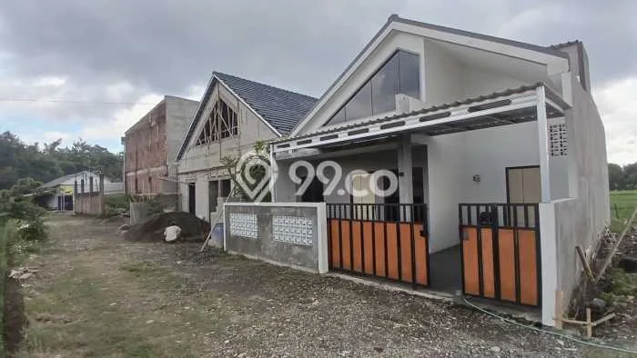 Rumah Minimalis Favorit Dijual Area Berbah LT 105m2 Rumah Minimalis Favorit Dijual Area Berbah LT 105m2