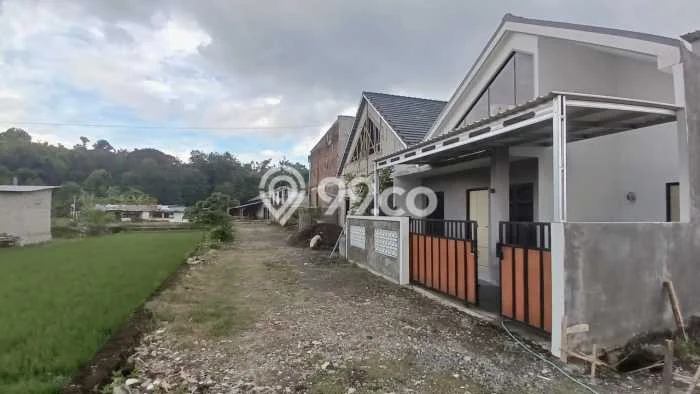 Rumah Minimalis Favorit Dijual Area Berbah LT 105m2 Rumah Minimalis Favorit Dijual Area Berbah LT 105m2