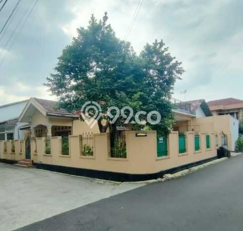 Jual Rumah Luas Elegan Dengan View Eksklusif di Pekayon, Bekasi Jual Rumah Luas Elegan Dengan View Eksklusif di Pekayon, Bekasi