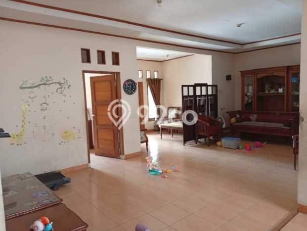 Rumah Elit LB 350m2 Siap Pakai Desain Elegan di Jatikramat, Bekasi Rumah Elit LB 350m2 Siap Pakai Desain Elegan di Jatikramat, Bekasi