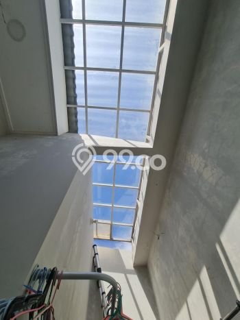 Rumah Minimalis 2 KT di Suvarna Sutera Tangerang Semi Furnished Rumah Minimalis 2 KT di Suvarna Sutera Tangerang Semi Furnished