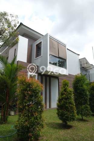 Hunian Eksklusif Siap Huni LT 260m2 di Mlati, Sleman Hunian Eksklusif Siap Huni LT 260m2 di Mlati, Sleman