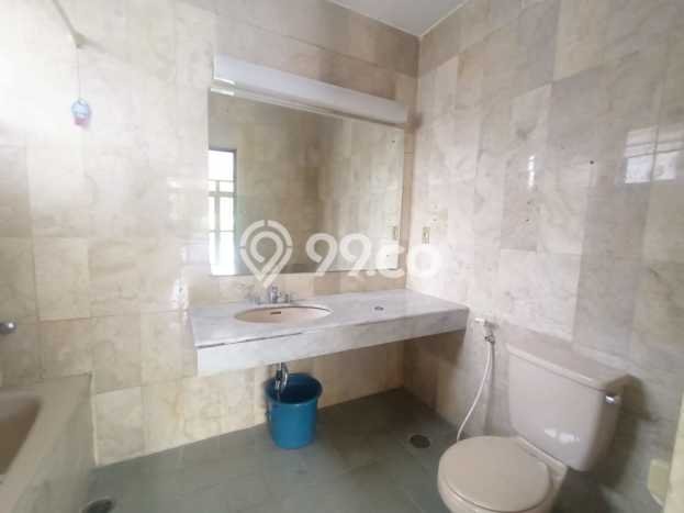 Rumah Sewa Jakarta Selatan LT 800m2 LB 600m2 Area Pondok Indah Rumah Sewa Jakarta Selatan LT 800m2 LB 600m2 Area Pondok Indah