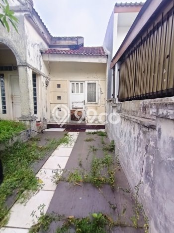Hunian Nyaman Asri 2 KT Siap Pakai di Graha Raya Tangerang Selatan Hunian Nyaman Asri 2 KT Siap Pakai di Graha Raya Tangerang Selatan