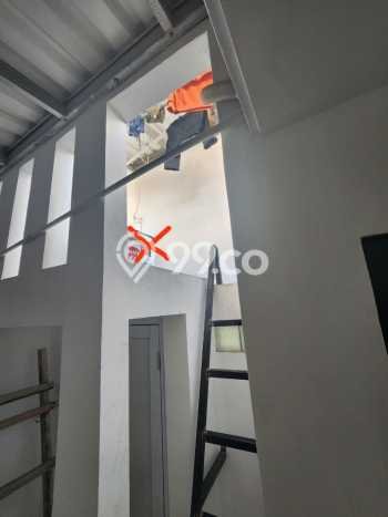 Rumah Luas Asri 4 KT Siap Pakai di Bintaro Tangerang Selatan Rumah Luas Asri 4 KT Siap Pakai di Bintaro Tangerang Selatan
