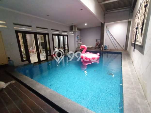 Jual Rumah Luas Megah Dengan View Eksklusif di Sektor 9-Bintaro, Tangerang Selatan Jual Rumah Luas Megah Dengan View Eksklusif di Sektor 9-Bintaro, Tangerang Selatan