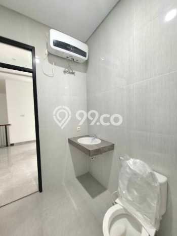 Dijual Rumah Mewah Megah Dengan View Cantik di Alam Sutera, Tangerang Dijual Rumah Mewah Megah Dengan View Cantik di Alam Sutera, Tangerang